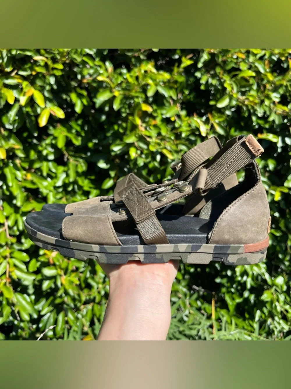 Sorel Sandals Womens 8.5 Camo Sole Strappy Comfort Green Leather Avant Garde